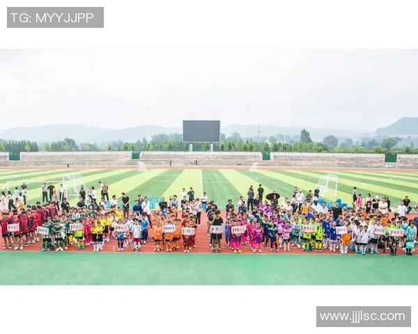 从热爱到辉煌全面解析青少年如何成长为顶级足球明星之路