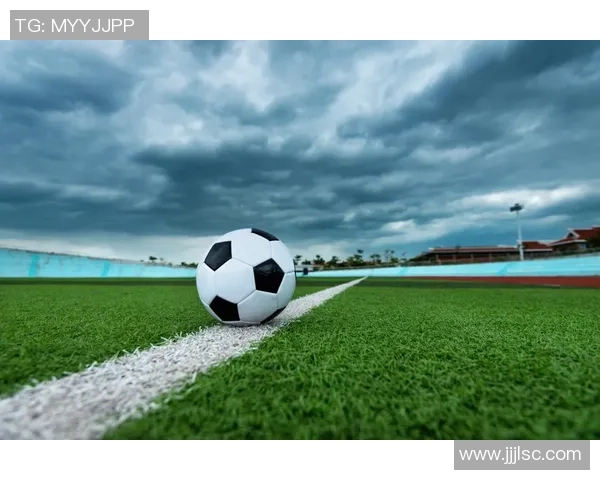 全球足球巨星精美壁纸合集 助你欣赏经典球场瞬间与璀璨球星风采